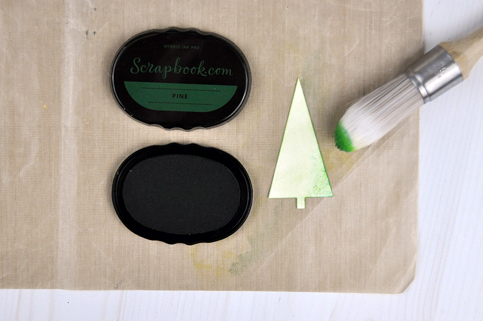 Scrapbook%20Dot%20Com%20Tag%20Tutorial%20Step%209%20by%20Jen%20Gallacher