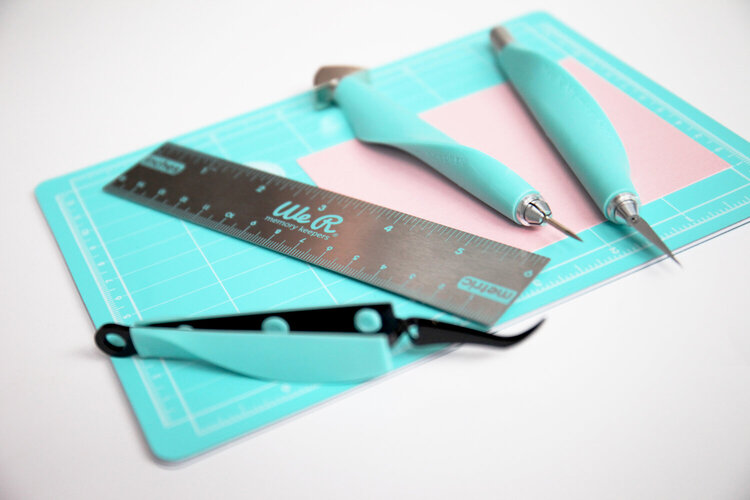 We R Memory Keepers MINI Magnetic Blue Tool Kit