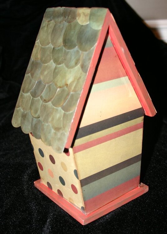 Back of birdhouse