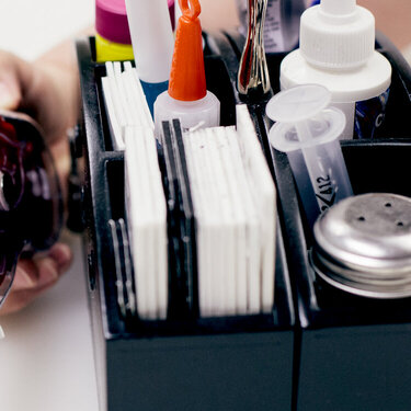 Studio - Adhesive Storage/Organization Caddy - #2 (magnets)