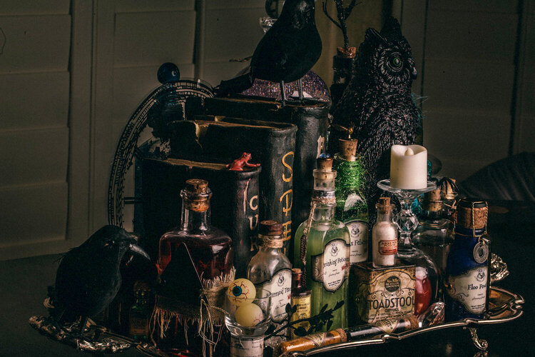 DIY Harry Potter Potion Display for Halloween -Tray Contents