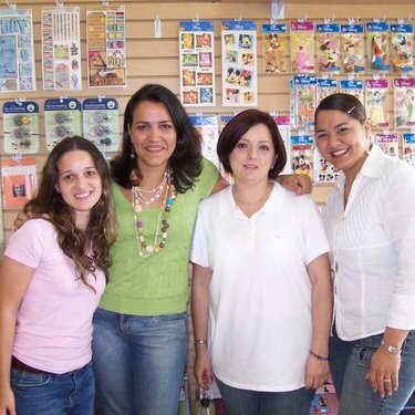 REUNIDAS CON OMAYRA (CREADORA DE SPANISH MEMORIES)