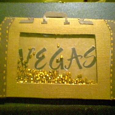 Vegas Suitcase Shaker