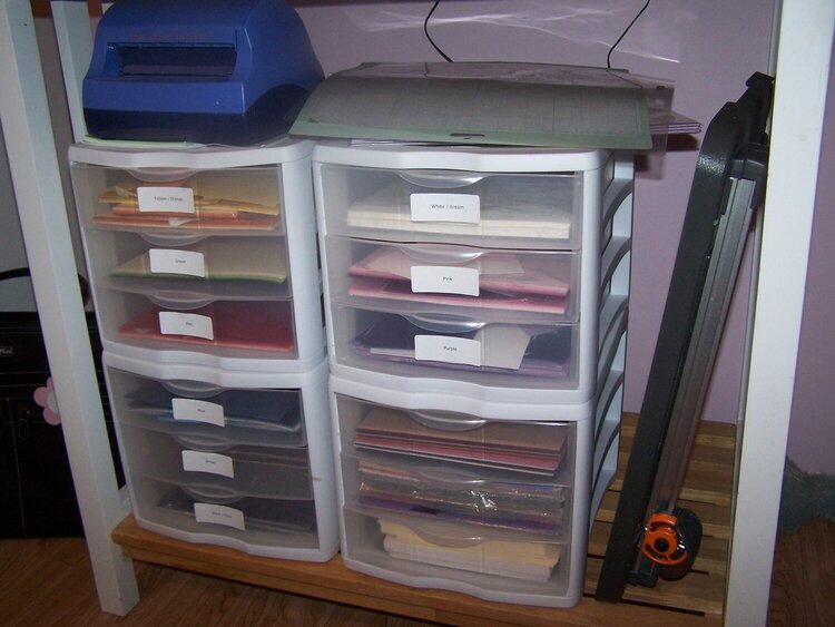 8.5 x 11 paper storage