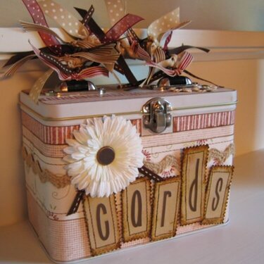 Altered Lunchbox for Cards