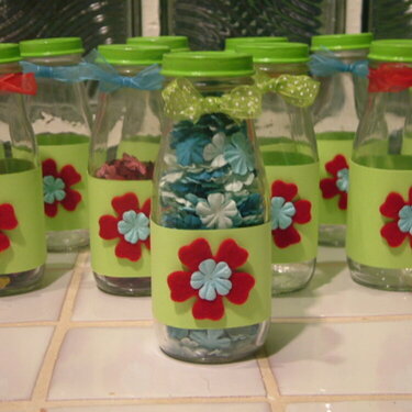 ~*~ Altered coffee bottles for my Prima flowers*~*