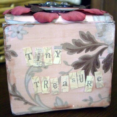 Tiny Treasures Box