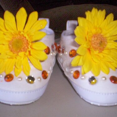 Yellow and White Daisey shoes