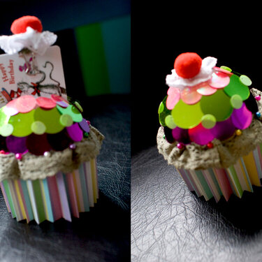 Cupcake gift card holder