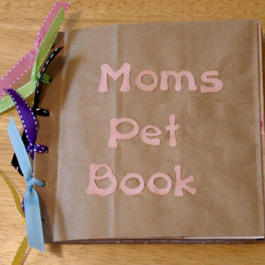 Mom&#039;s Pet Book