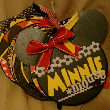 Minnie Book