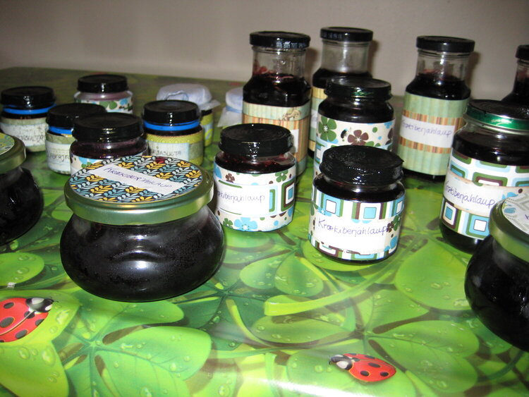 Jam jars