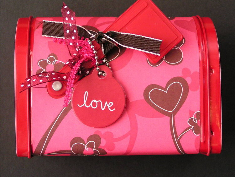 Valentine&#039;s Mailbox with arrow book-- SGT DT