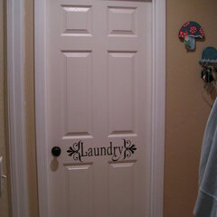 Vinyl Laundry Room Door Sign