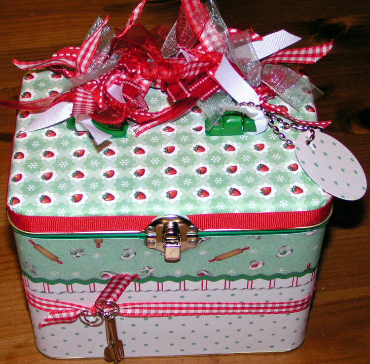 Lunchbox Recipe BOX sold on ebay 2005 Project Idea