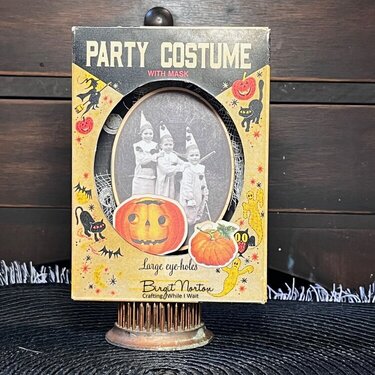 Vintage / Retro Halloween Vignette #2