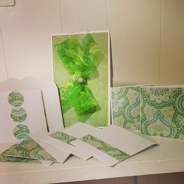 3x3 Note cards with matching envelopes and gift box...