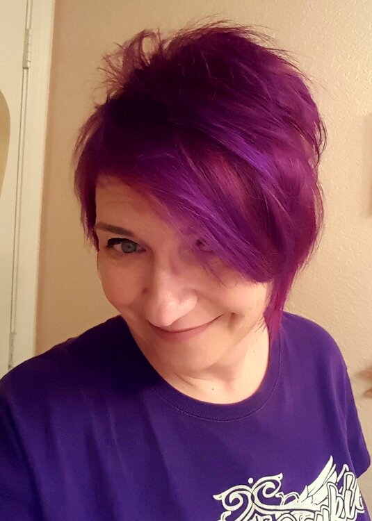 Purple hair!!
