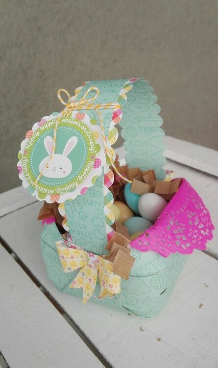 &quot;HOPPI EASTER BASKET&quot;