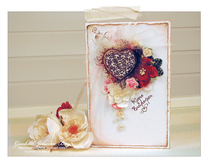 A Wedding Bouquet-Inspired Wedding Card