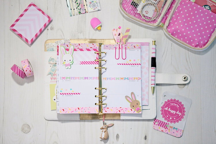 Bunnies Calendar Layout - Websters Pages Color Crush Planner