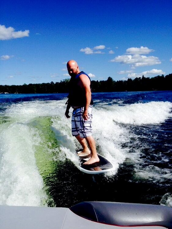 Dave Wake Surfing