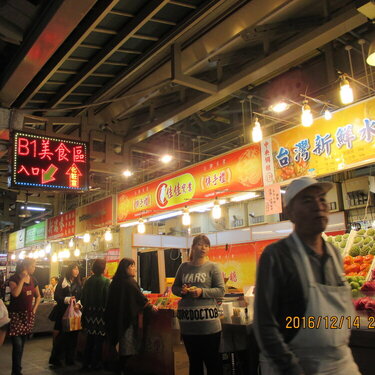 Taiwan night market1