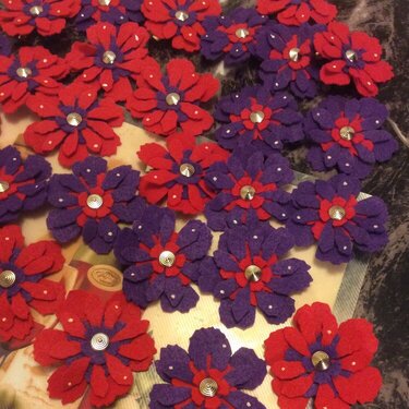 Red Hat Felt Flower Hair Clips