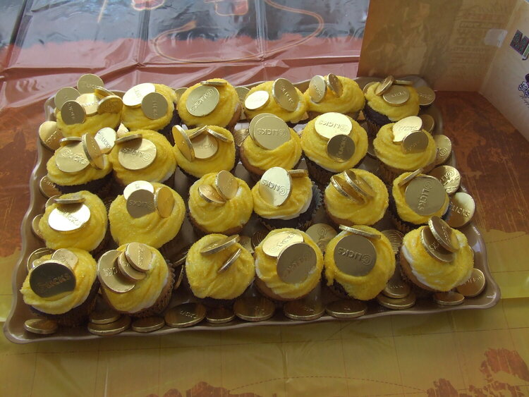 The gold treasure ( Cupcakes )