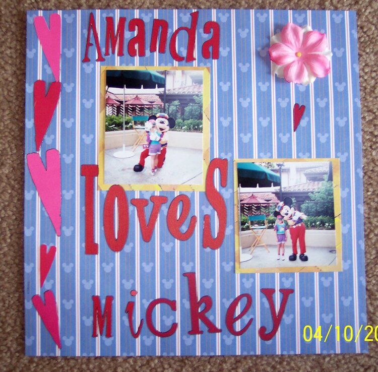 Amanda loves Mickey