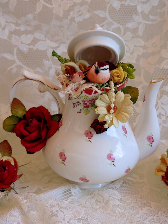 Red Teacup Set