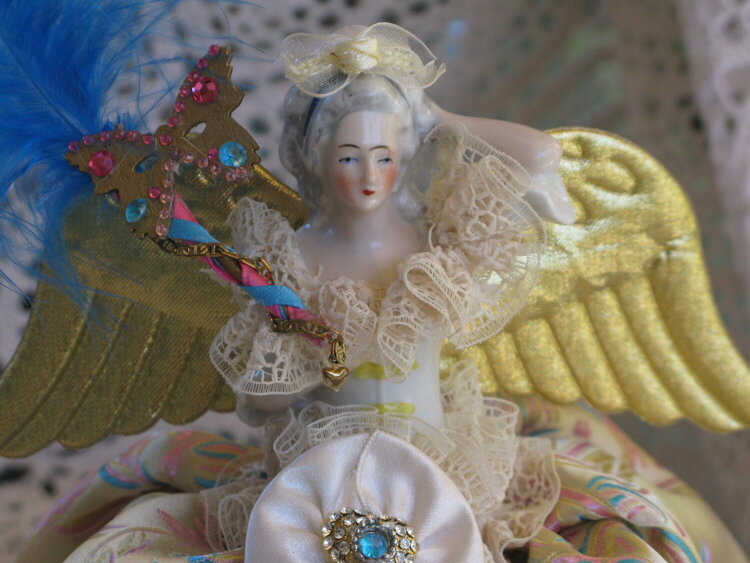 Marie Antoinette Angel/Birdcage