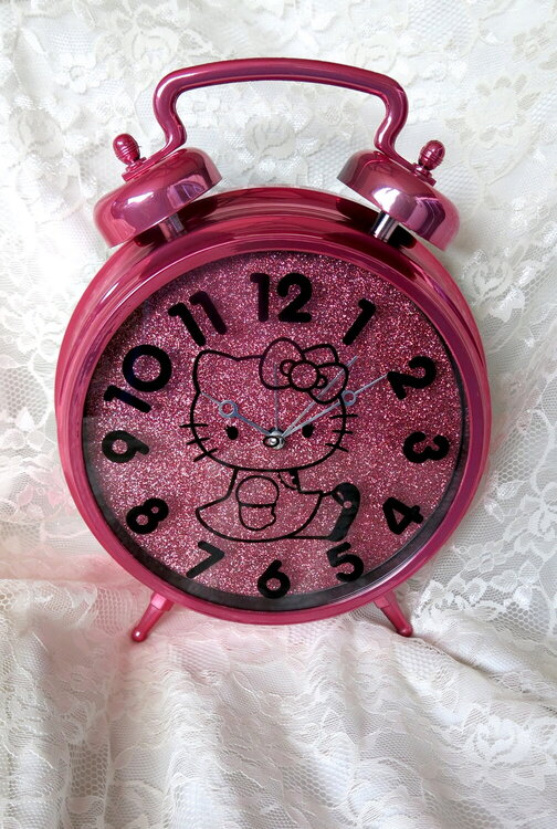 Shabby Chic Alarm Clock before picture