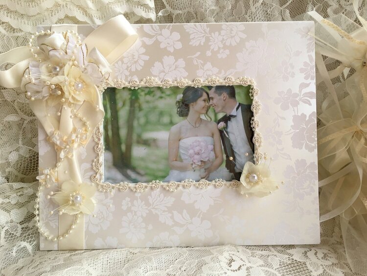 Blanc Boutique Wedding Frame