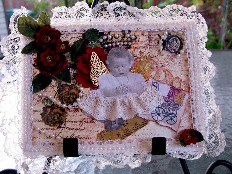 Queen Elizabeth II as a baby Canvas