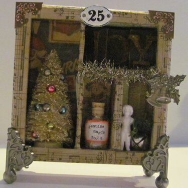 Altered curio for the holidays