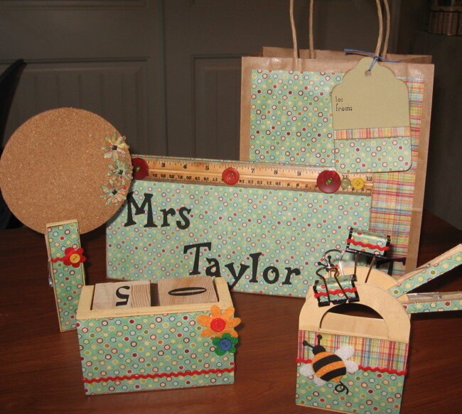 Altered Teachers desk set 2