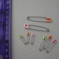 8 Assorted safety pins 3 sizes