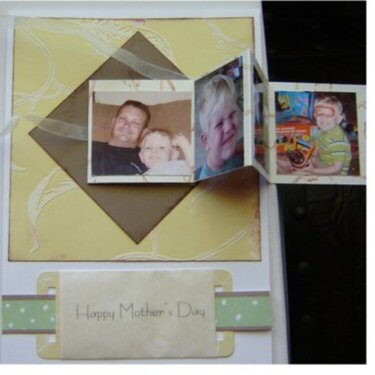 Mother&#039;s Day card with accordian mini-album opened