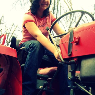 Tractor driving sis