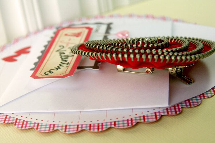 Valentine card with zipper brooch attached - side