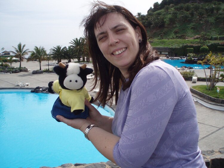 2007 Febrero - En la piscina con Cris