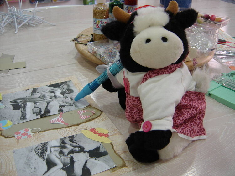 2007 Enero - Muuumi ayudando a Dora