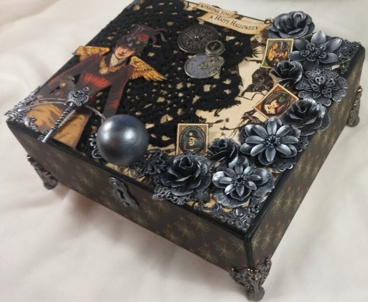 Upcycled Halloween Footed Box