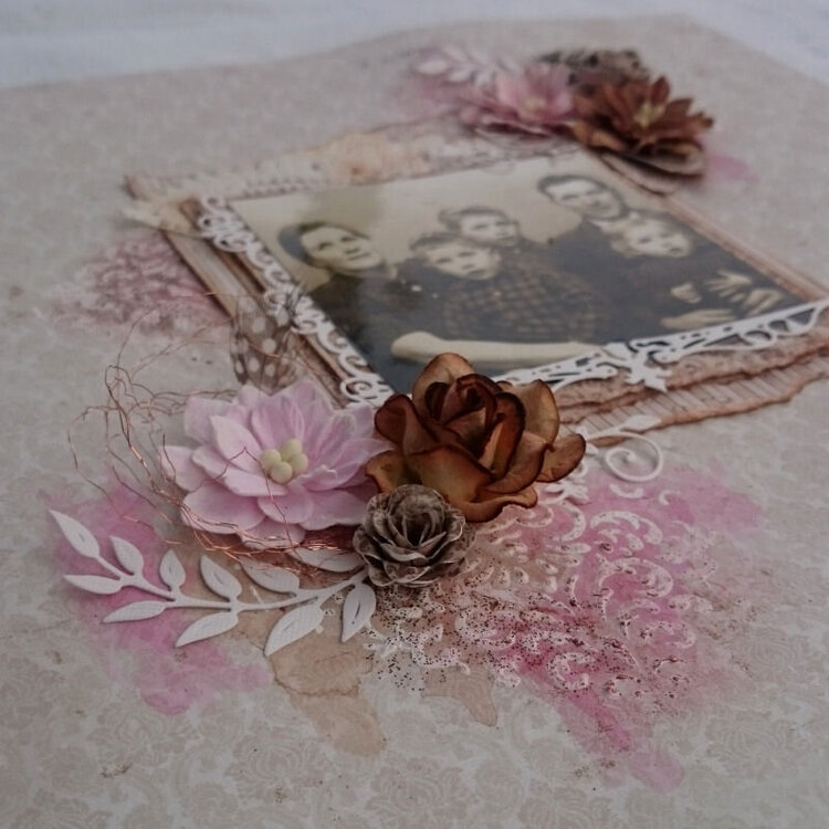 Vintage layout in pink and brown