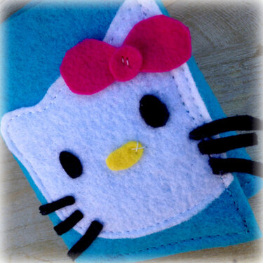 DIY felt Hello Kitty wallet