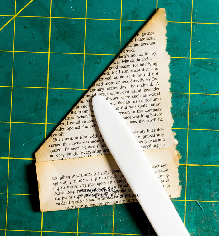 How to Make a Book Page Crisscross Quadruple Pocket