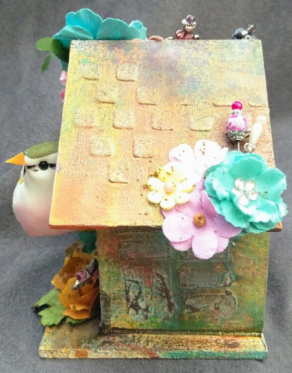 Mixedmedia Birdhouse