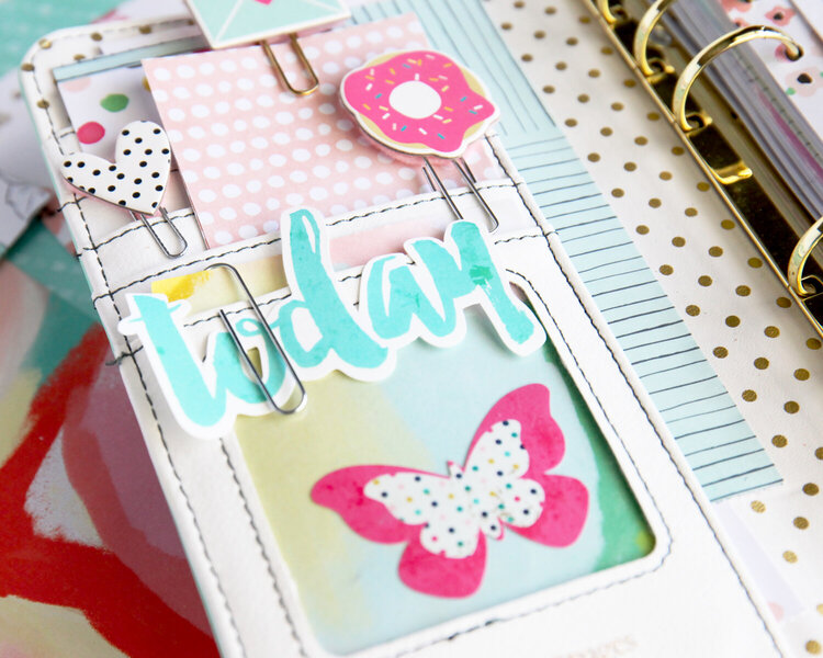 Lesson 3: How To Create a Planner That Inspires with DIY Mini Mood Boards