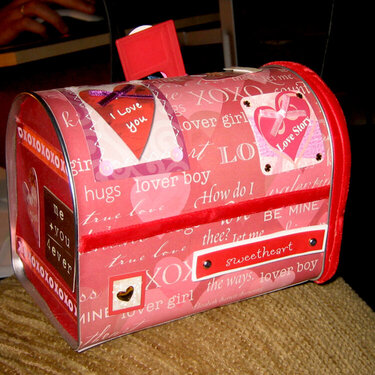 Valentines Mailbox Sideview